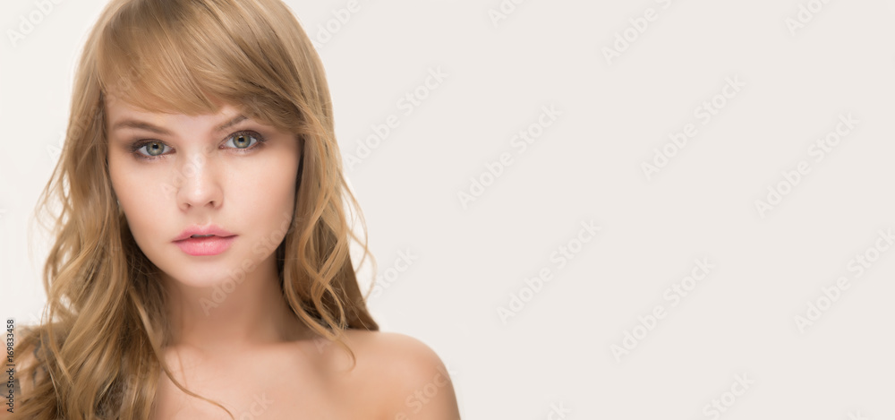 Naklejka premium Pretty woman portrait