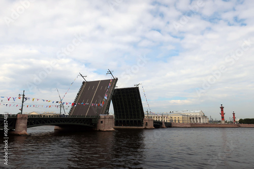 the palace bridge in St. Petersburg