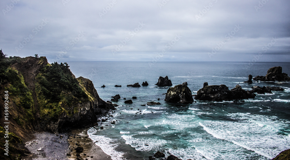 Coastline of the Pacific Ocean in Cannon Beach, Oregon Coastline of the Pacific Ocean in Cannon Beach, Oregon