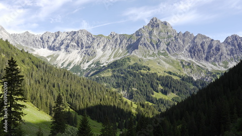 Rellstal Blick auf die Zimba Vorarlberg