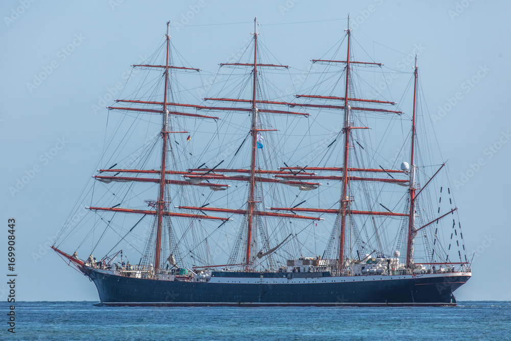 4 Master Segelschiff