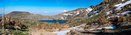 Fototapeta Naklejka Na Ścianę i Meble -  Mokelumne Lake panorama