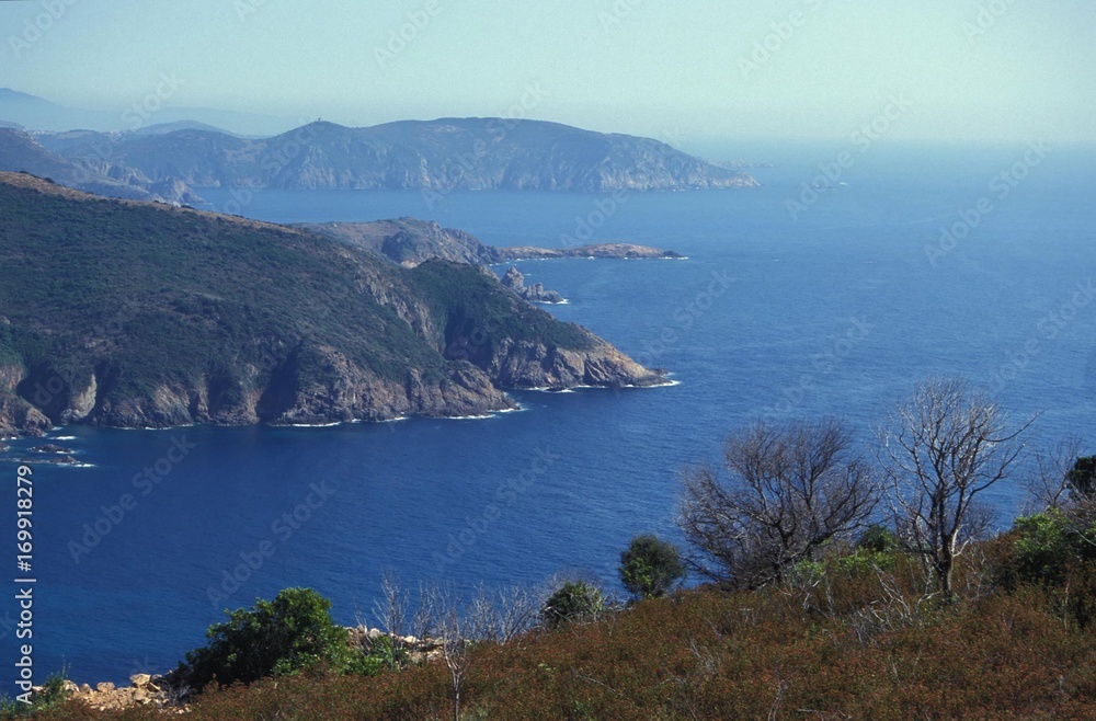 Le Capo Rosso, partie la plus occidentale de la Corse, située dans le golfe de Porto