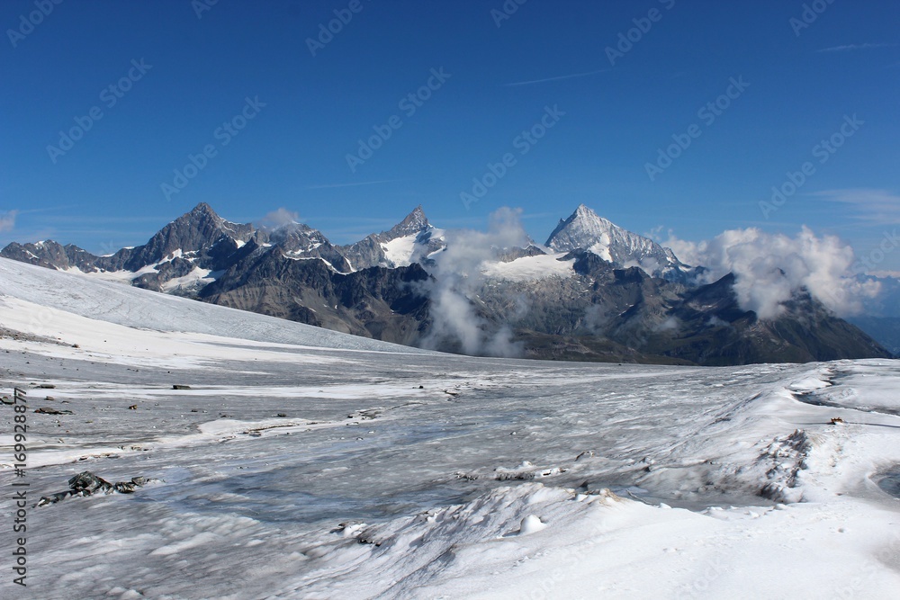 Fototapeta premium Zermatt, lodowiec Teodulo