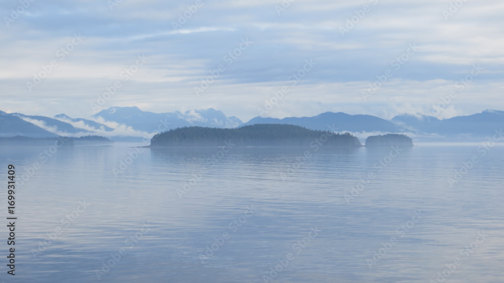 Fototapeta premium Fog around islands in Alaska