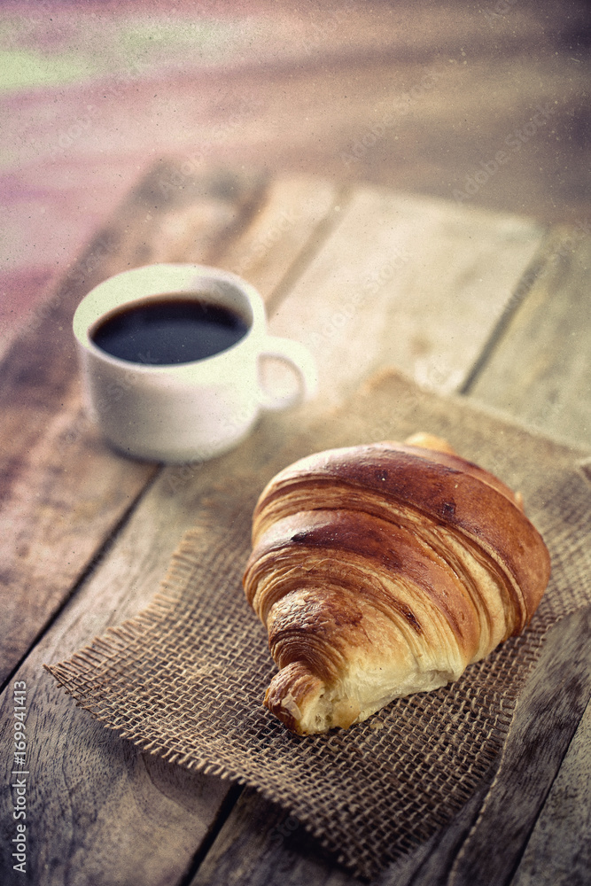 café croissant café croissant
