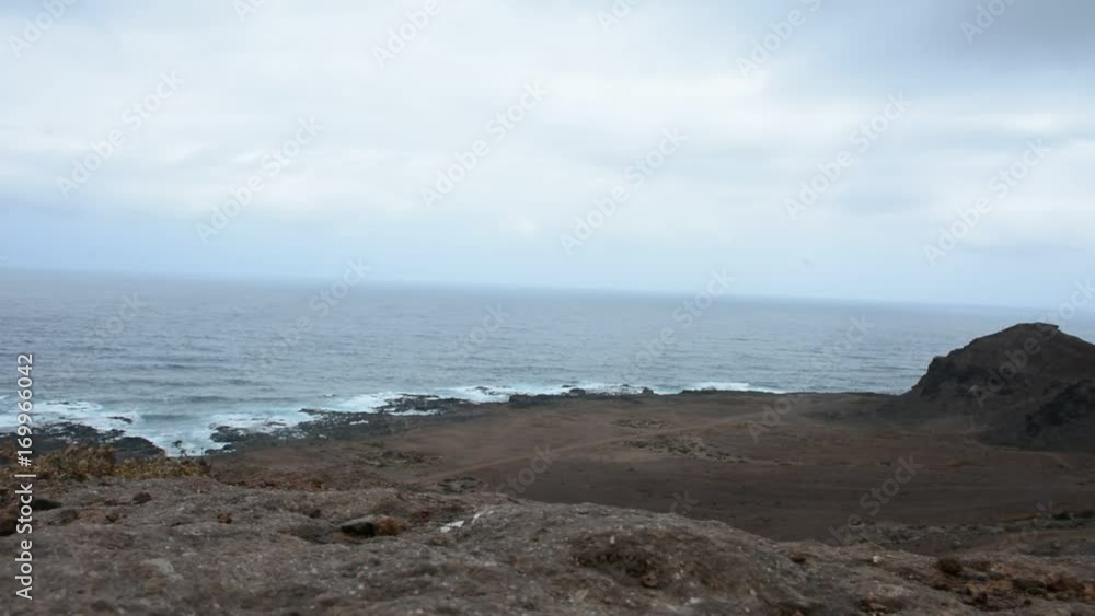 Video de paisaje canario desde altura alta de montañas con mar Video de paisaje canario desde altura alta de montañas con mar
