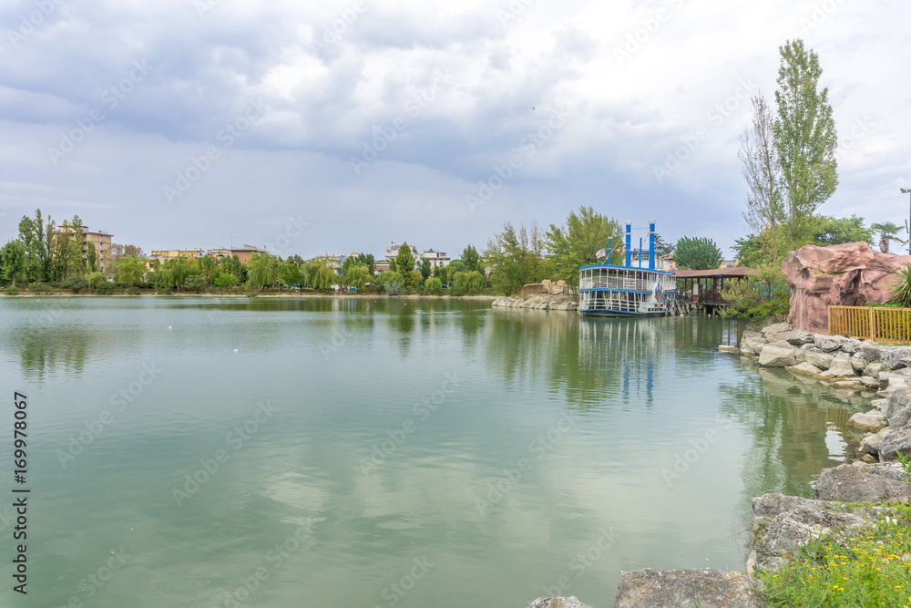 Obraz premium lake with boat, landscape
