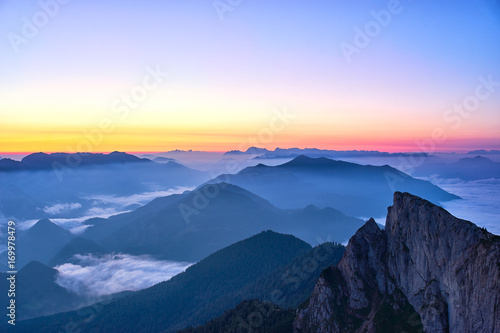 Tablou pe pânză Picturesque sunrise in austrian Alps