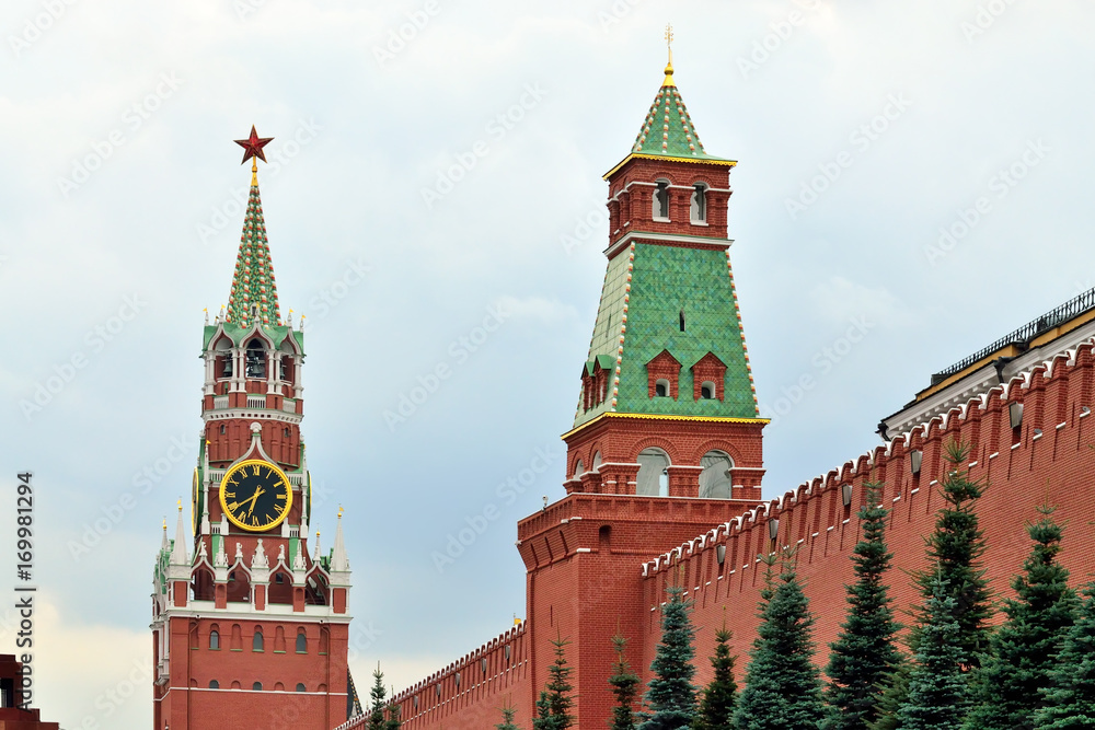 Spasskaya Tower of the Moscow Kremlin. Moscow, Russia Spasskaya Tower of the Moscow Kremlin. Moscow, Russia