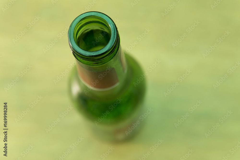 green beer bottle green hue