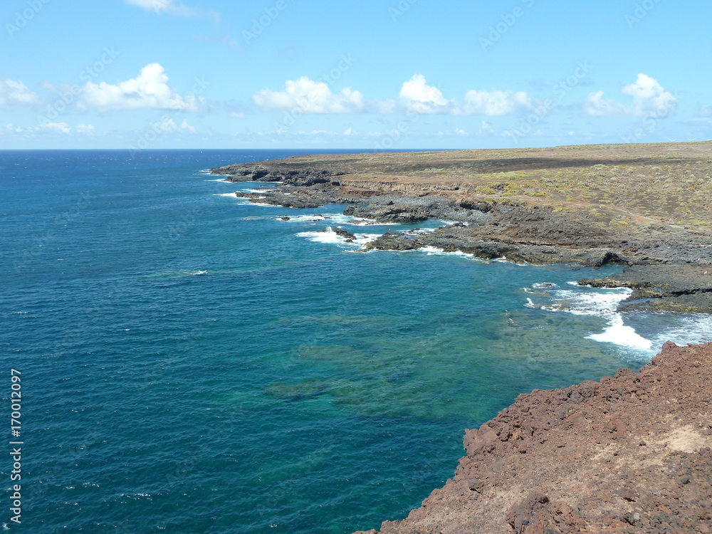 Fototapeta premium Rocky shallow coast