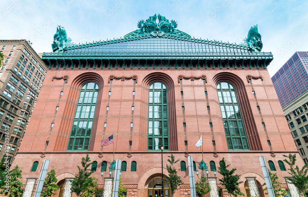 Harold Washington Library Center building in downtown Chicago, Illinois ...