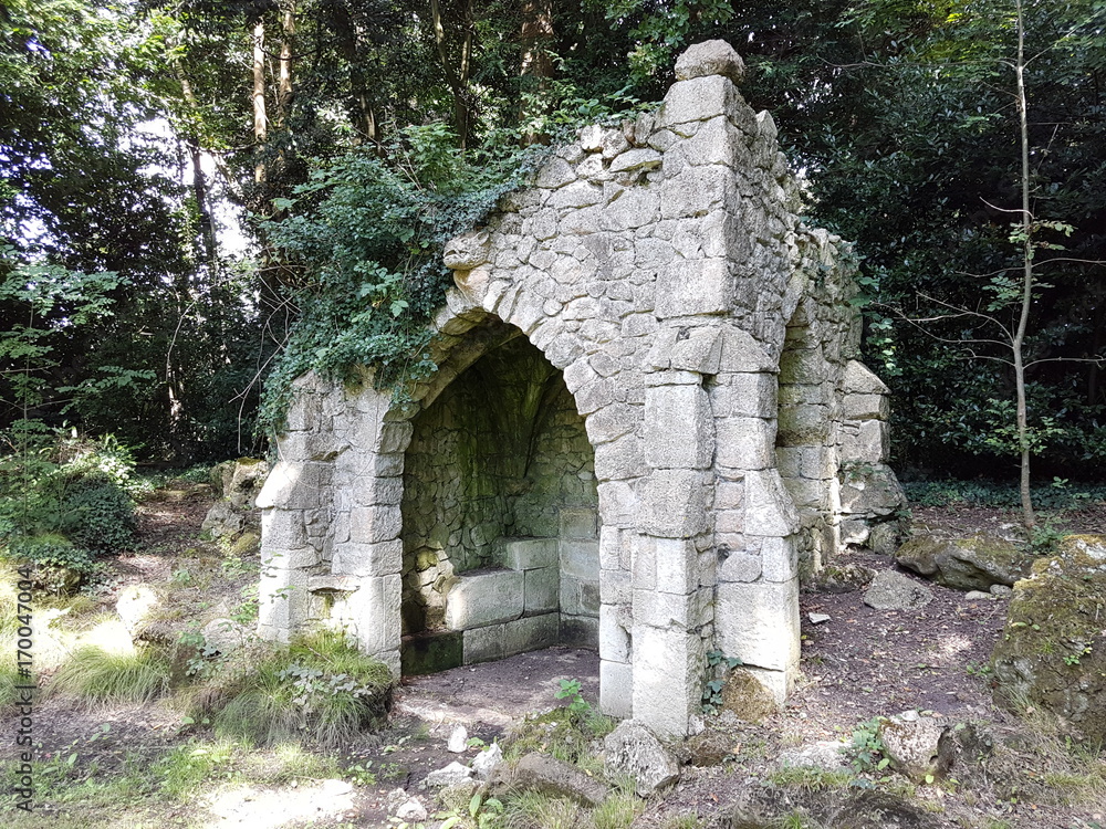 Stone Chapel / Folly / Ruins