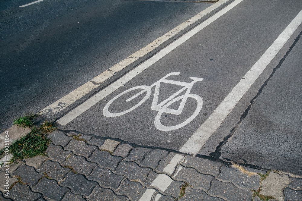 Fototapeta premium bicycle sign on street