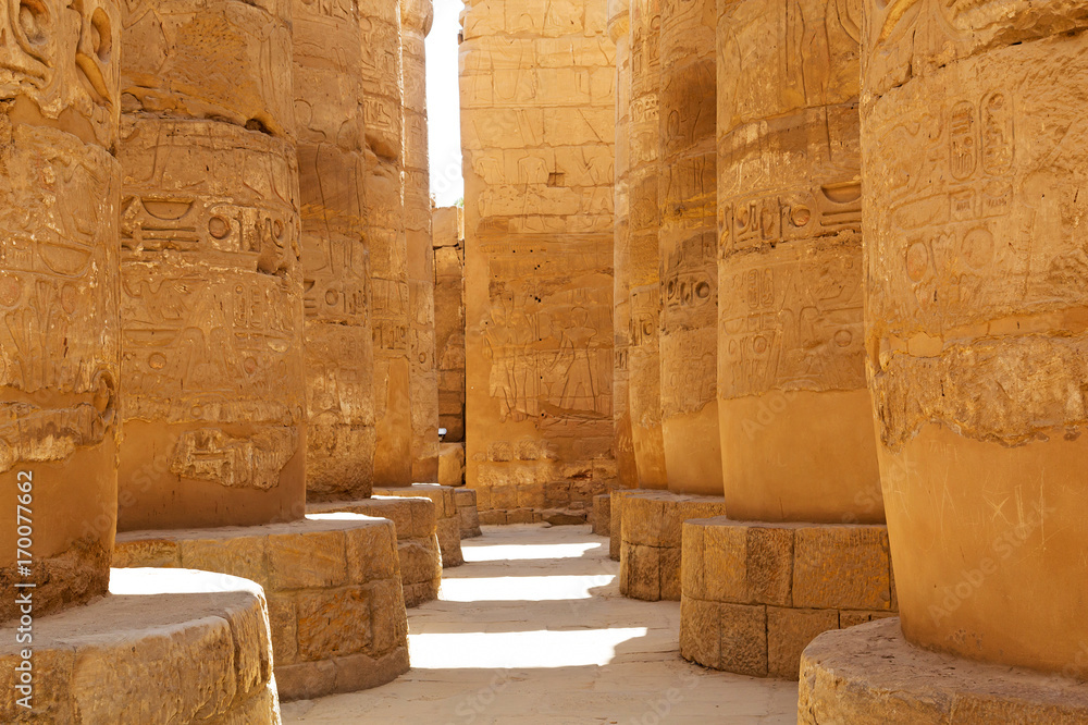 Fototapeta premium Pillars of the Great Hypostyle Hall of Karnak, Egypt