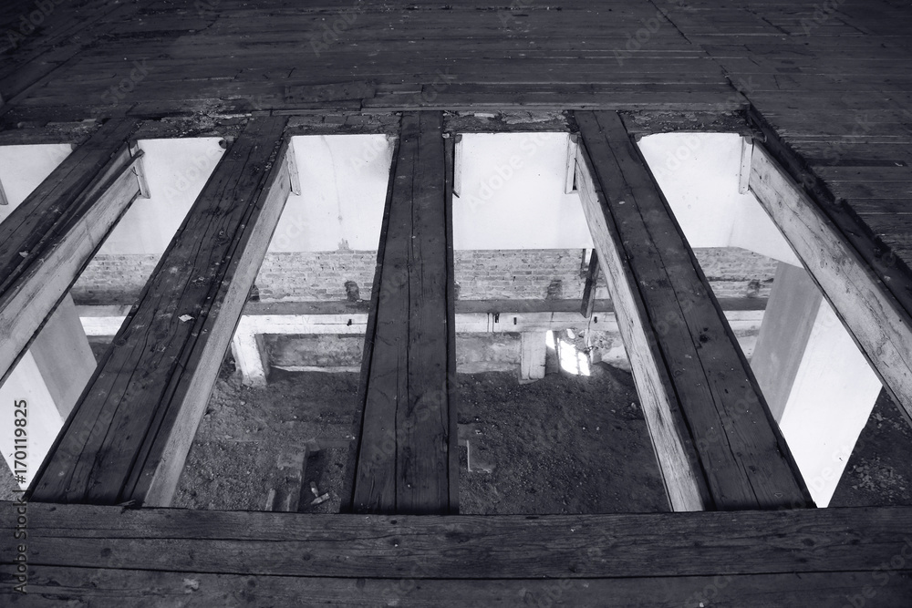 Obraz premium Abandoned old mill interior