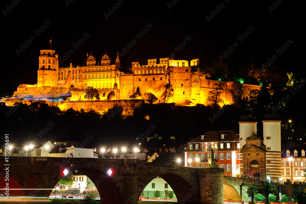 Historisches Heidelberg bei Nacht 
