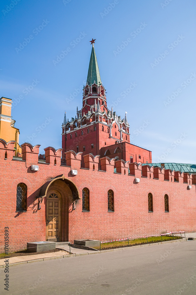 Fototapeta premium The Troitskaya Tower in Moscow Kremlin, Russia