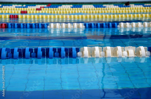 Dividers of paths in the big swimming pool