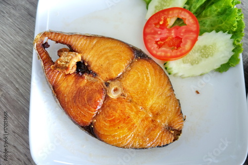 Fried king mackerel fish.