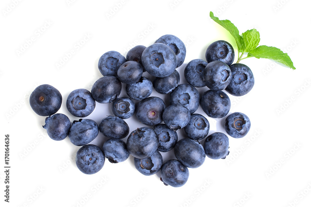 Blueberries with leaves Blueberries with leaves
