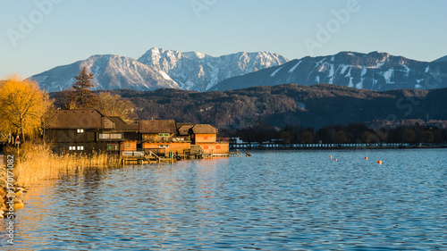 Obraz na płótnie Woerthersee in Klagenfurt and Karawanken mountains in background