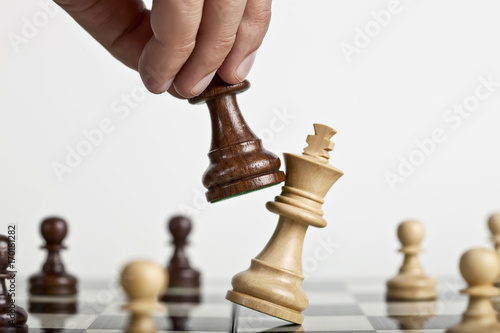 Chess: King Down