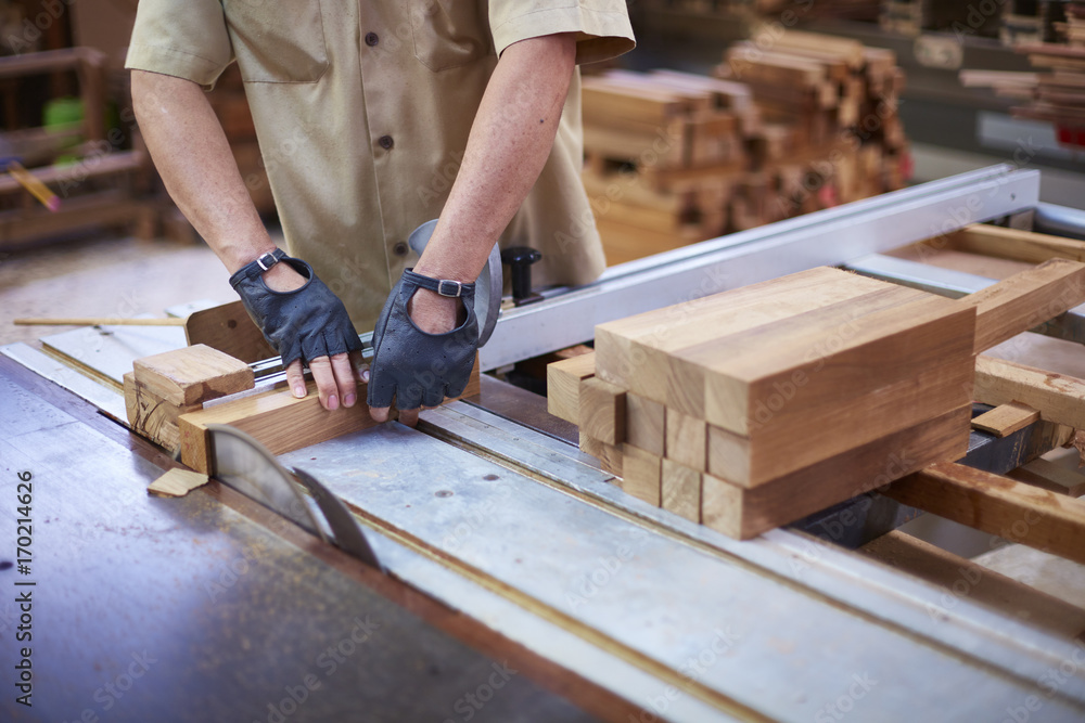carpenter carpenter