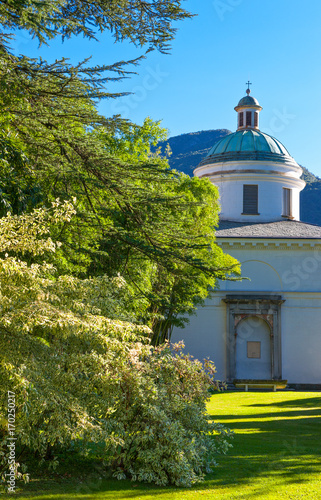 Architectures and landscapes of Como Lake photo