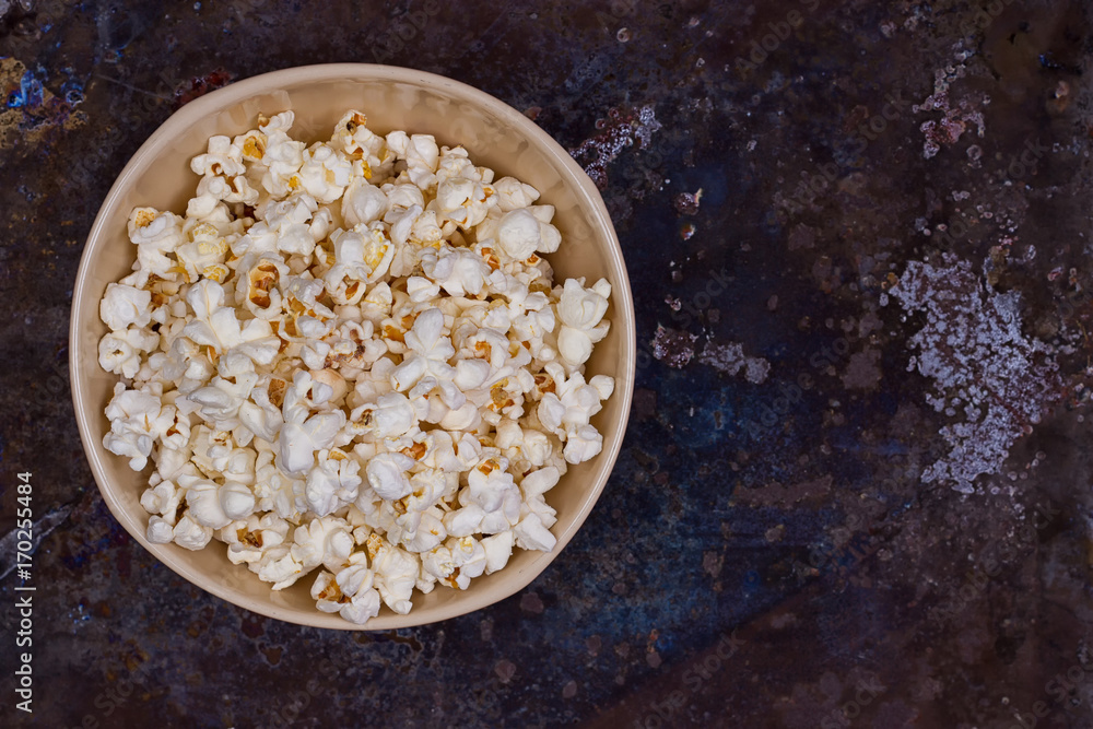 Popcorn in a bowl Popcorn in a bowl