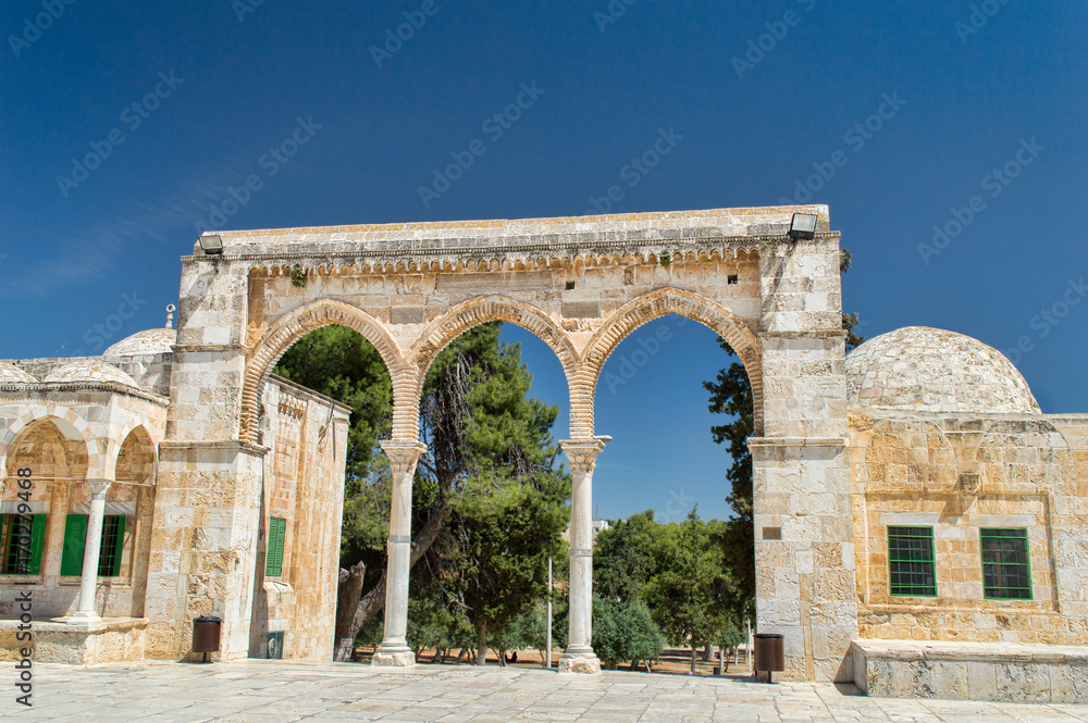 arch on the Dome of the Rock