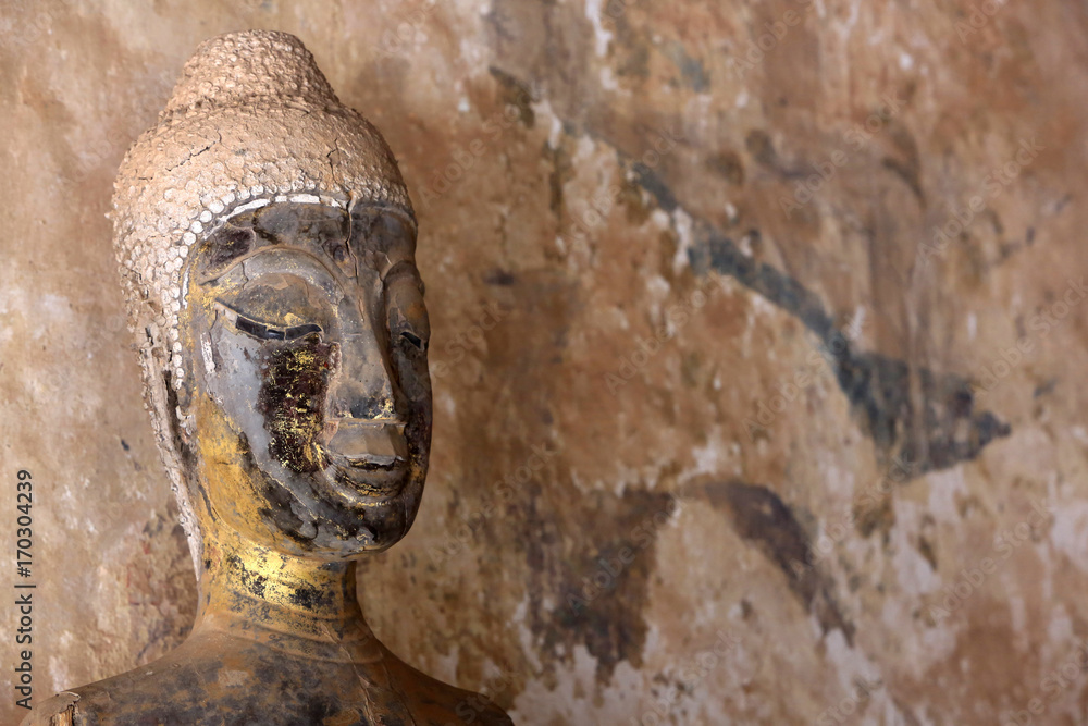 Fototapeta premium Bouddha. Cloître. Vat Sisakhet. 1819. Ventiane. Laos.