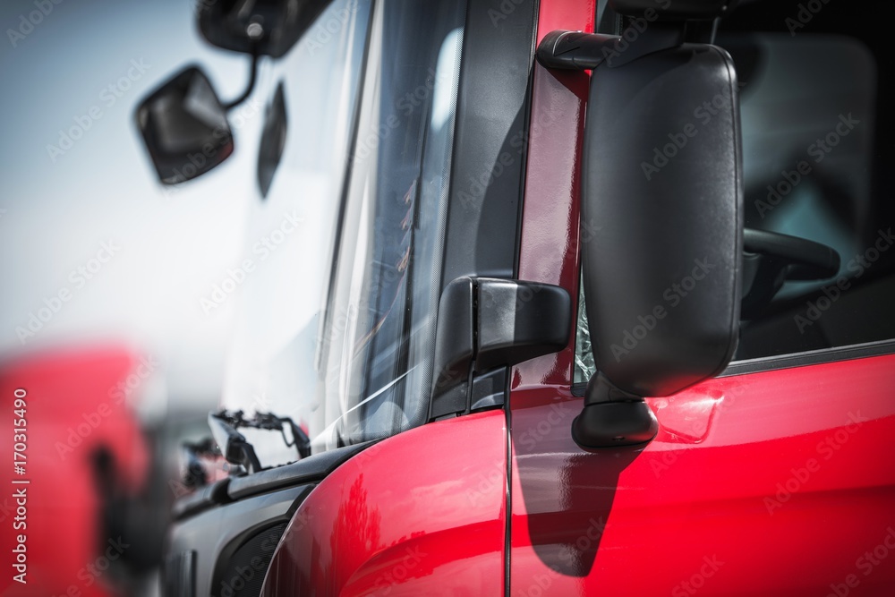 Fototapeta premium Euro Semi Truck Closeup