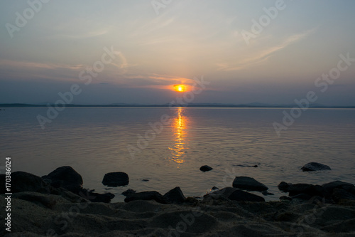 Obraz na płótnie Sunset at a lake Uveldy, The Urals, Russia w salonie