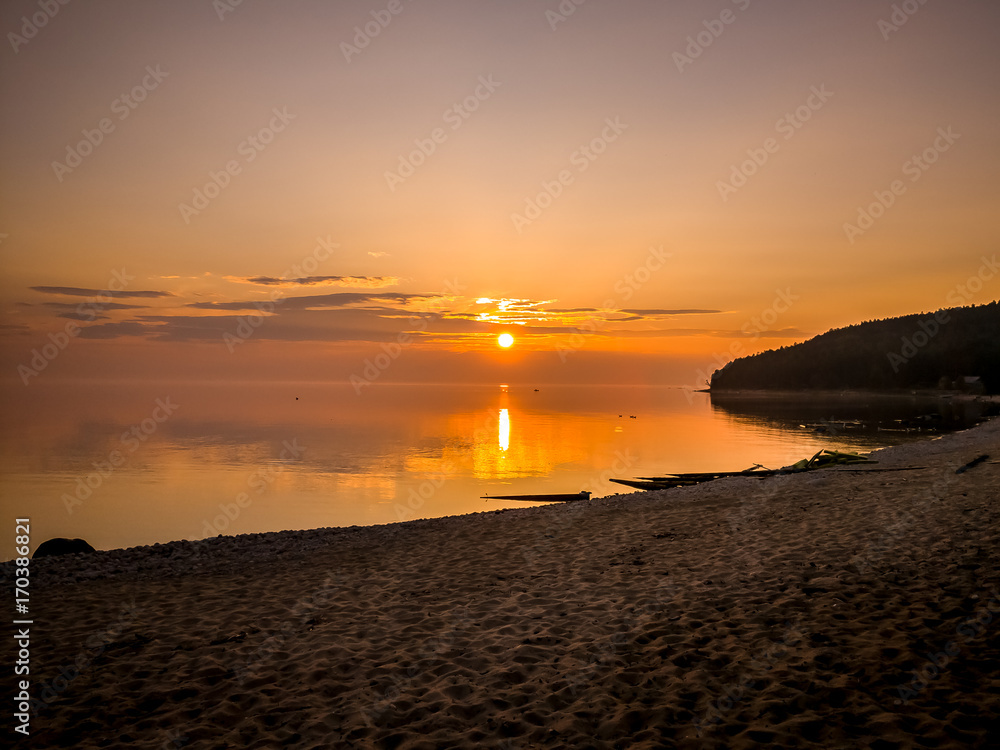 Fototapeta premium Sunsen on the Lake