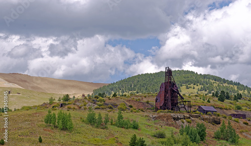 Slika na platnu Equipment remains of 19th Century deep gold mining operations near Victor, Colorado, U