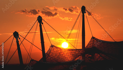 Obraz na plátně Olympiastadion im Sonnenuntergang München