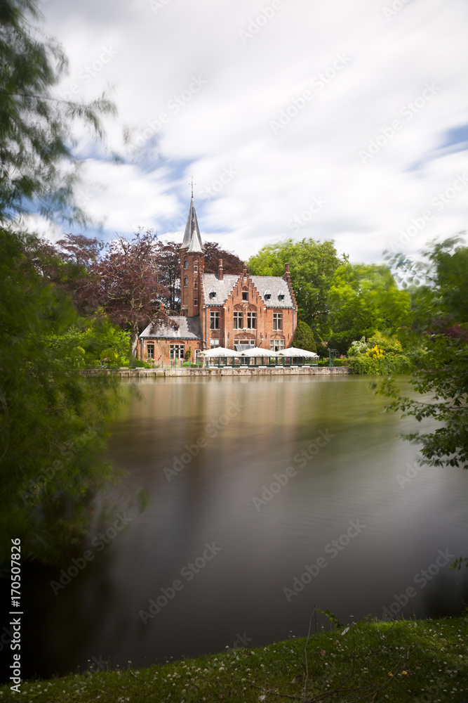 Obraz premium Minnewater House In Bruges, Belgium