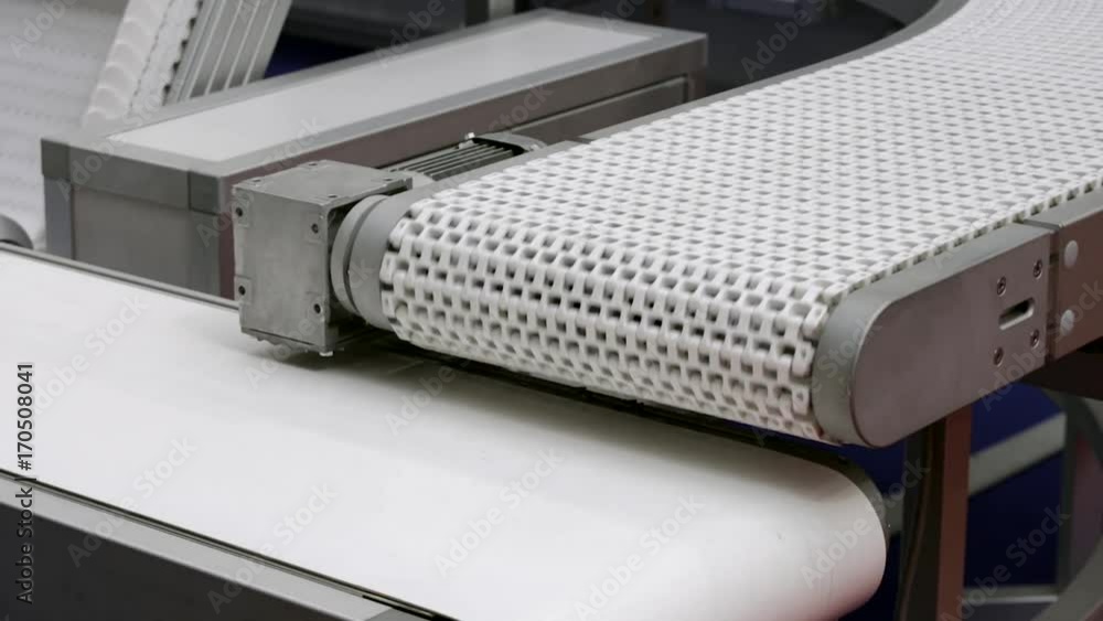 Plastic Conveyor Belt Transport System in Factory Plastic Conveyor Belt Transport System in Factory