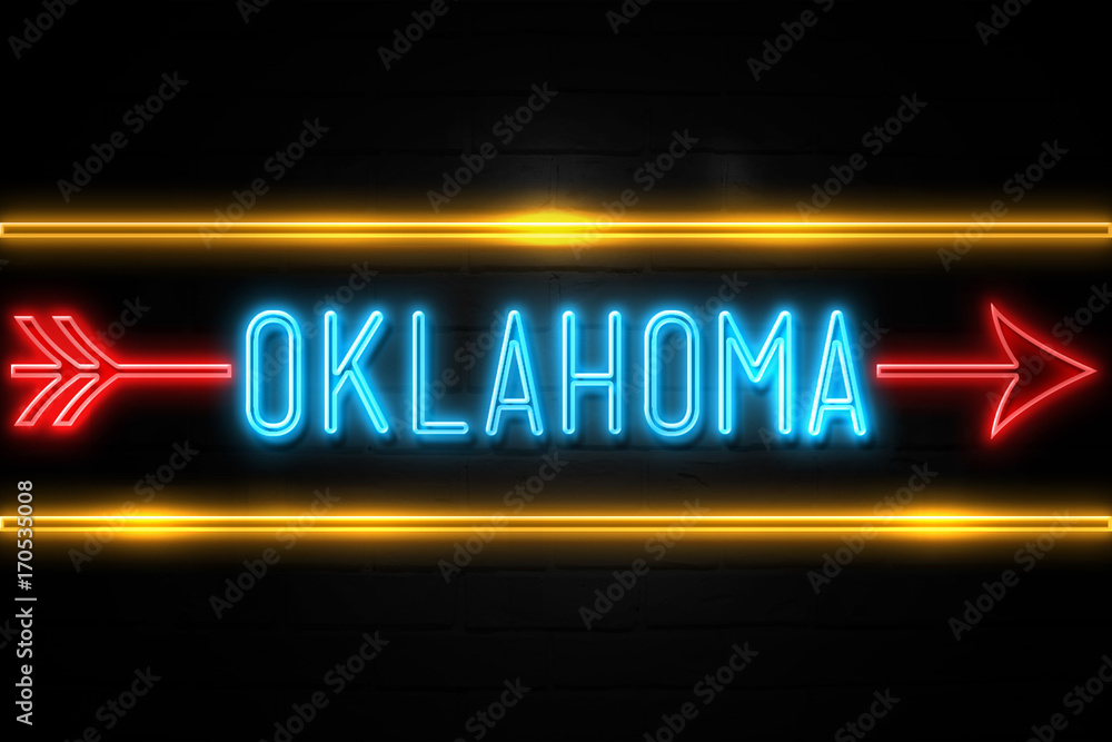 Obraz premium Oklahoma - fluorescent Neon Sign on brickwall Front view