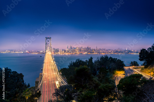 san francisco skyline view at night