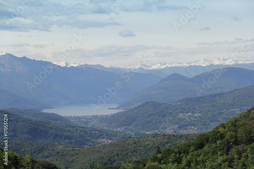 Fototapeta Naklejka Na Ścianę i Meble -  Vista panoramica dal Sacro Monte