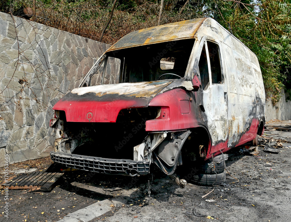 Red van burned on the road
