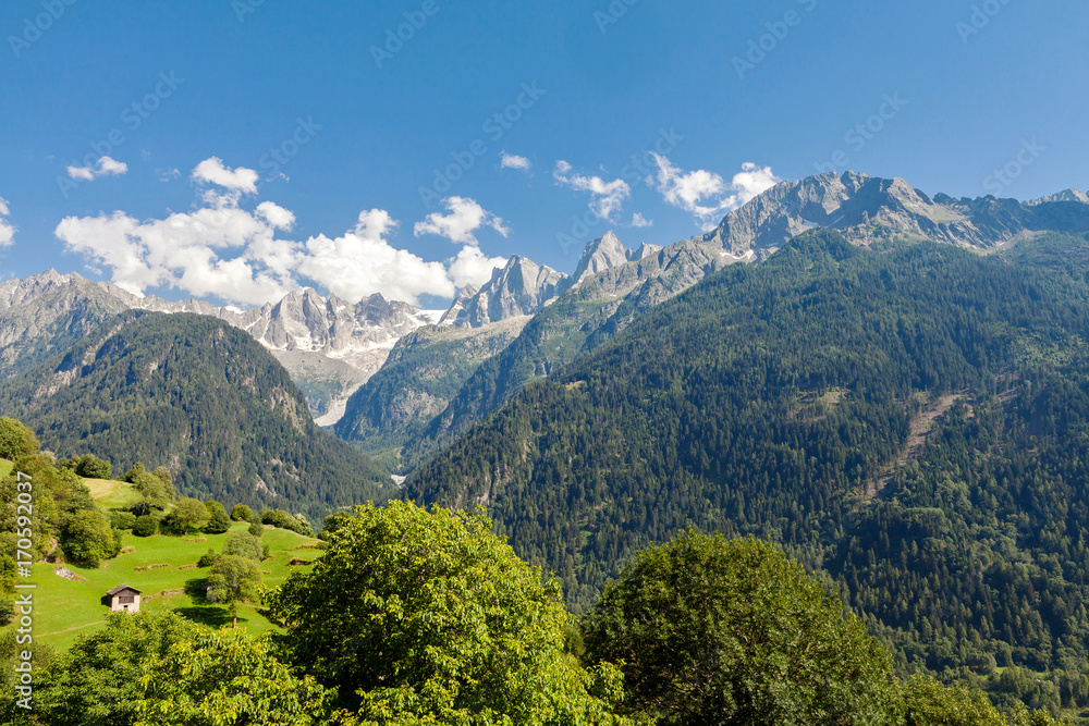 Val Bondasca - Vista delle Sciore, Pizzo Cengalo e Badile da Soglio - Anno 2013 