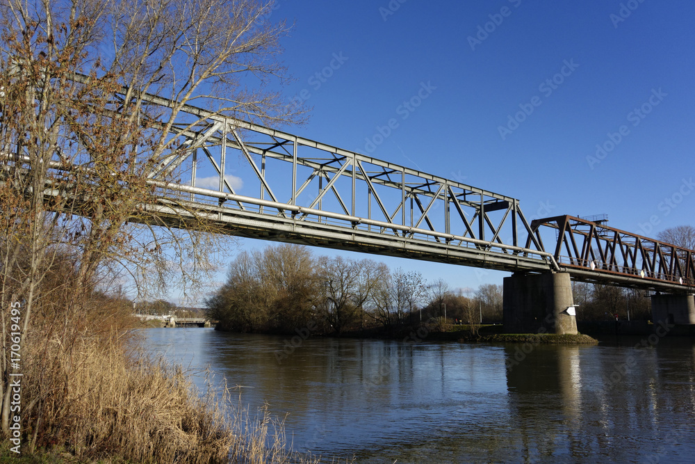 Fototapeta premium Stadtansicht Schweinfurt, Unterfranken, Bayern, Deutschland Stadtansicht Schweinfurt, Unterfranken, Bayern, Deutschland