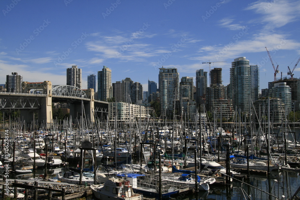 Obraz premium Vancouver and its highlights -- skyscrapers