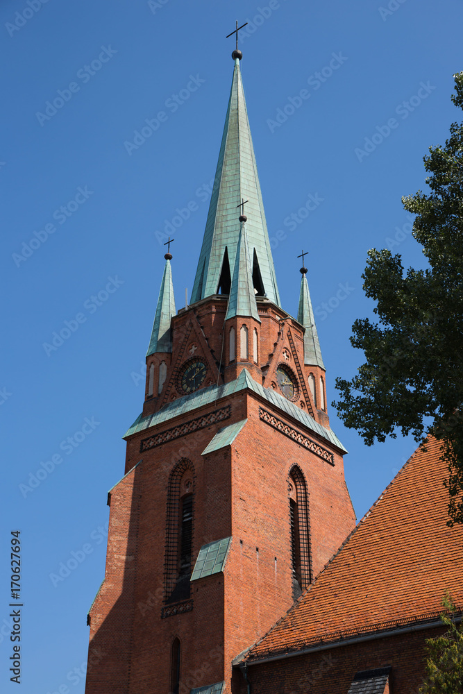 Kirchturm der Liebfrauenkiche in Ratibor (polnisch Raciborz) in Schlesien Kirchturm der Liebfrauenkiche in Ratibor (polnisch Raciborz) in Schlesien