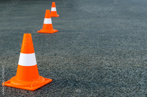 Quadro em tela Bright orange traffic cones