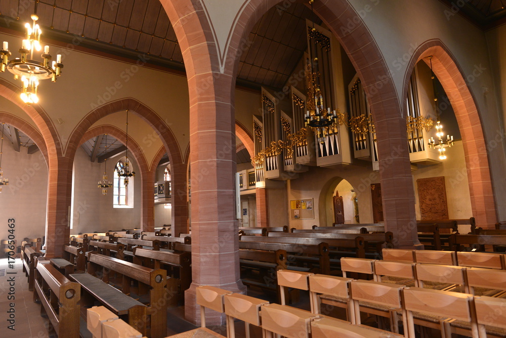 Fototapeta premium Widok wnętrza kościoła św. Marcina w Bad Orb